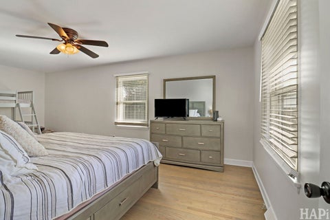 Tiny photo for 5208 N Leeside Street, McHenry, IL 60050 (MLS # 12785450)