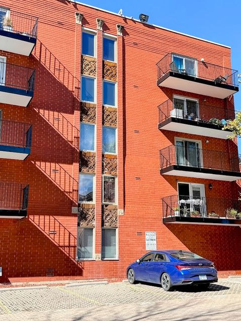 Tiny photo for 1041 Susan Collins Lane #402, Oak Park, IL 60302 (MLS # 12529652)