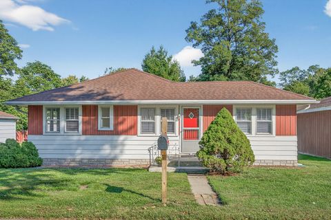Tiny photo for 27569 N Beech Street, Island Lake, IL 60042 (MLS # 12486942)