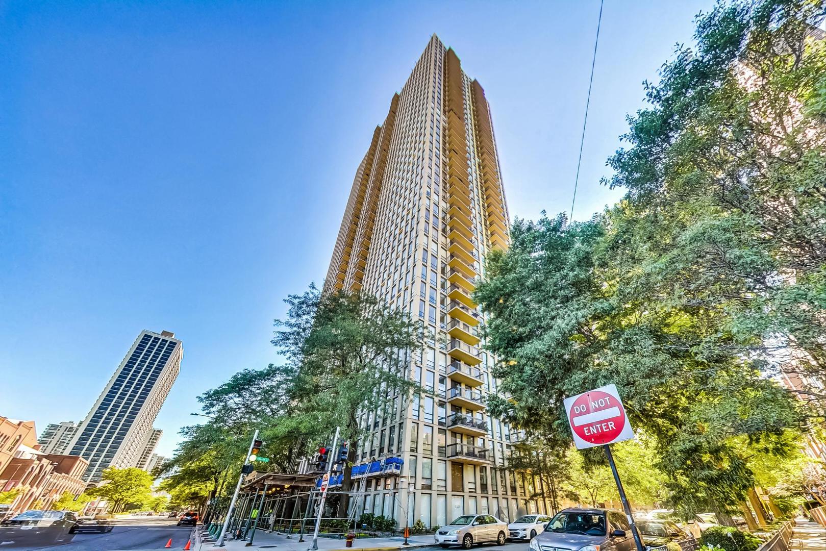 1660 N La Salle Drive 1108