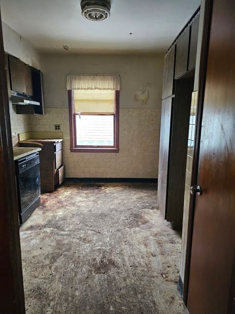 Tiny photo for 512 156th Place, Calumet City, IL 60409 (MLS # 12551146)