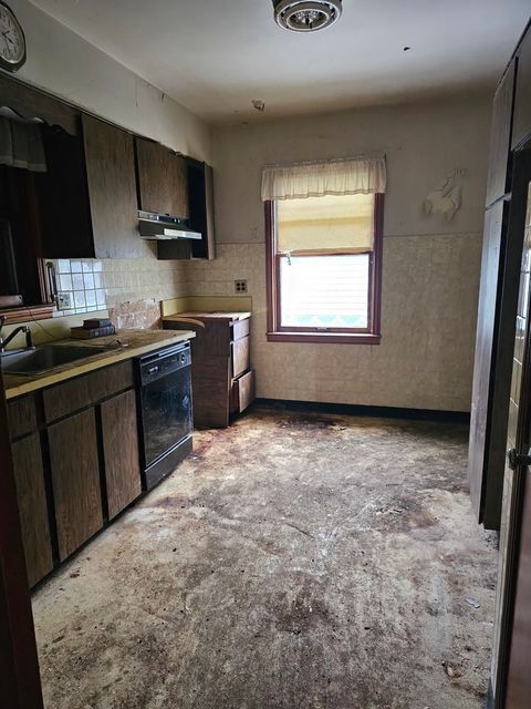 Tiny photo for 512 156th Place, Calumet City, IL 60409 (MLS # 12551146)