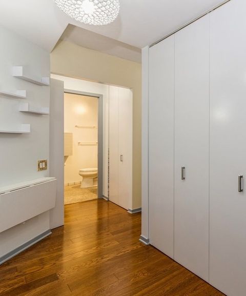 Tiny photo for 400 N LaSalle Drive #3706, Chicago, IL 60654 (MLS # 12417267)