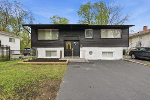 Photo of 16611 Marshfield Avenue, Markham, IL 60428 (MLS # 12632461)