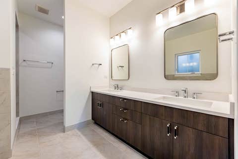 Tiny photo for 2832 W Wilcox Street, Chicago, IL 60612 (MLS # 12704197)