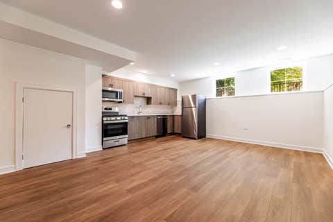 Tiny photo for 2832 W Wilcox Street, Chicago, IL 60612 (MLS # 12704197)