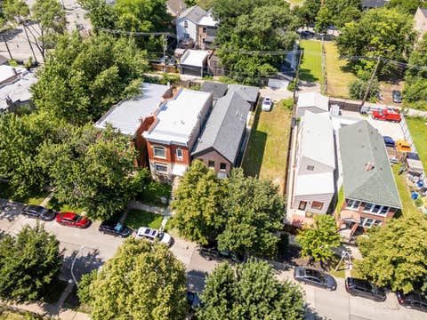 Tiny photo for 2832 W Wilcox Street, Chicago, IL 60612 (MLS # 12704197)