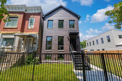 Photo of 2832 W Wilcox Street, Chicago, IL 60612 (MLS # 12704197)