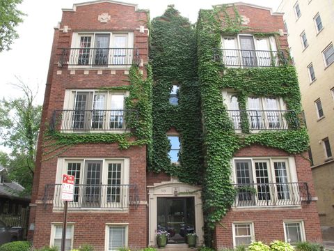 Photo of 911 Maple Avenue #2N, Evanston, IL 60202 (MLS # 12627457)