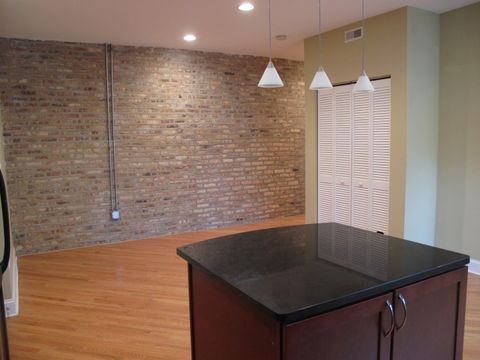 Tiny photo for 911 Maple Avenue #2N, Evanston, IL 60202 (MLS # 12627457)