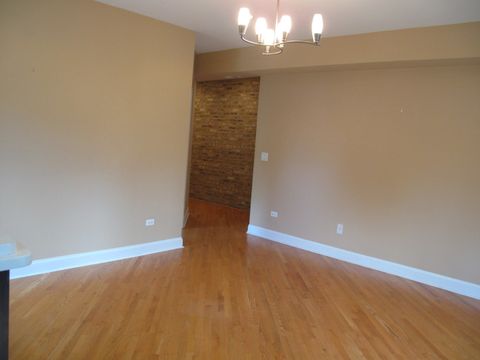 Tiny photo for 911 Maple Avenue #2N, Evanston, IL 60202 (MLS # 12627457)