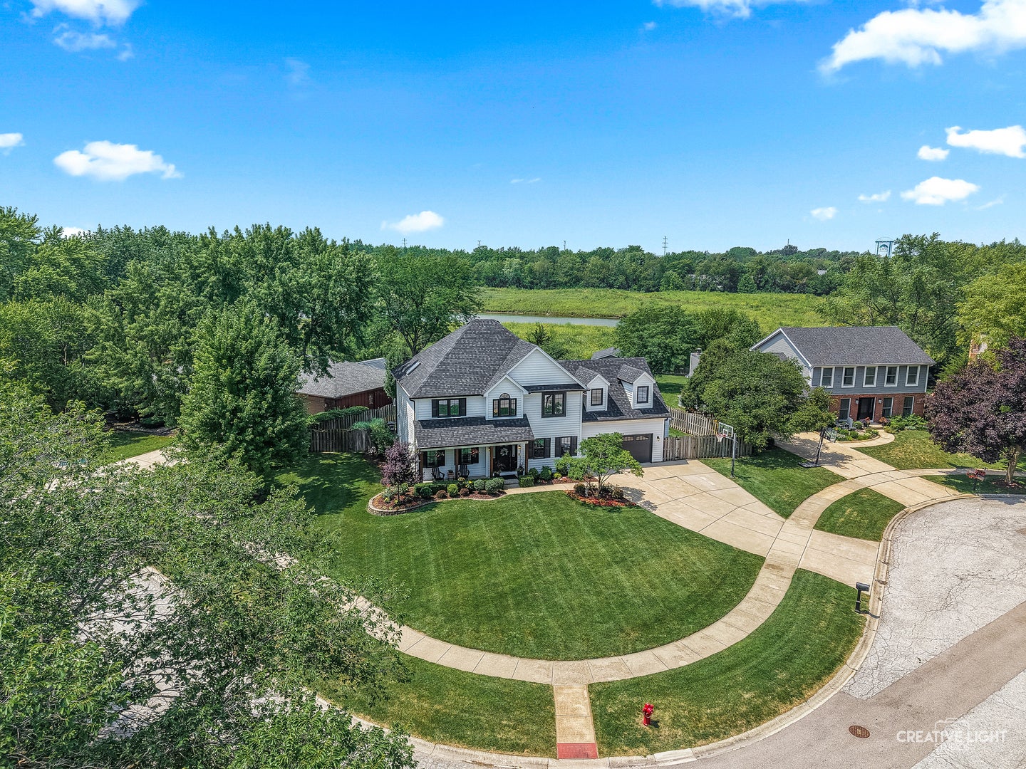 2560 Surrey Court