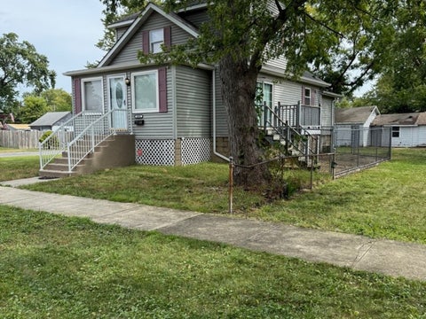 Tiny photo for 14501 Saint Louis Avenue, Midlothian, IL 60445 (MLS # 12762336)