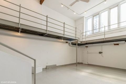 Tiny photo for 726 W 18th Street #1F, Chicago, IL 60616 (MLS # 12495649)