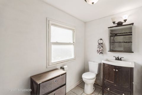 Tiny photo for 5037 Fargo Avenue, Skokie, IL 60077 (MLS # 12410590)