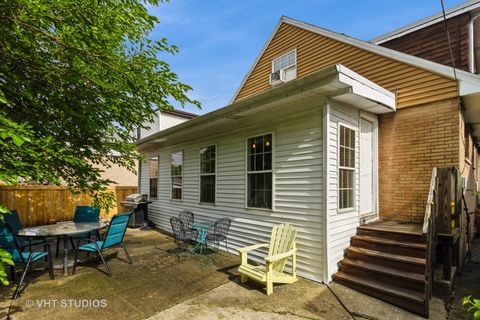 Tiny photo for 5037 Fargo Avenue, Skokie, IL 60077 (MLS # 12410590)