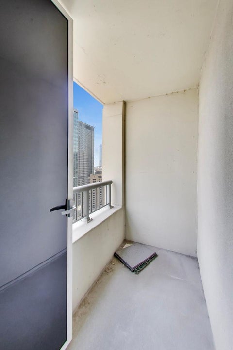Tiny photo for 345 N LaSalle Drive #3502, Chicago, IL 60654 (MLS # 12749161)