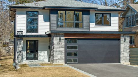 Tiny photo for 1752 MacLean Court, Glenview, IL 60025 (MLS # 12571929)