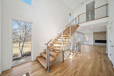 Tiny photo for 1752 MacLean Court, Glenview, IL 60025 (MLS # 12571929)