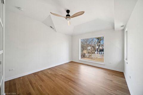 Tiny photo for 1752 MacLean Court, Glenview, IL 60025 (MLS # 12571929)