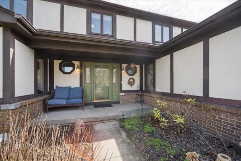 Tiny photo for 134 Amherst Drive, Bartlett, IL 60103 (MLS # 12616294)