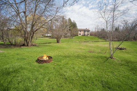 Tiny photo for 134 Amherst Drive, Bartlett, IL 60103 (MLS # 12616294)