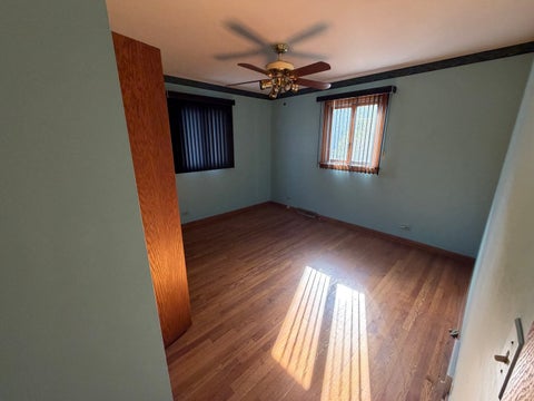 Tiny photo for 1919 N Chestnut Avenue, Arlington Heights, IL 60004 (MLS # 12751855)