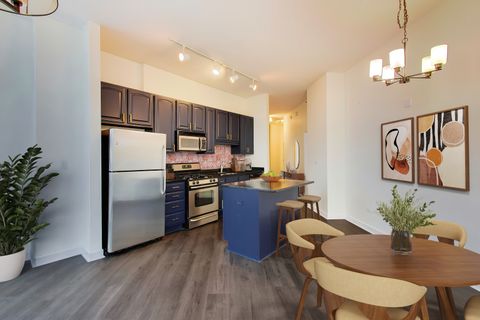 Tiny photo for 1600 S Indiana Avenue #1303, Chicago, IL 60616 (MLS # 12530907)