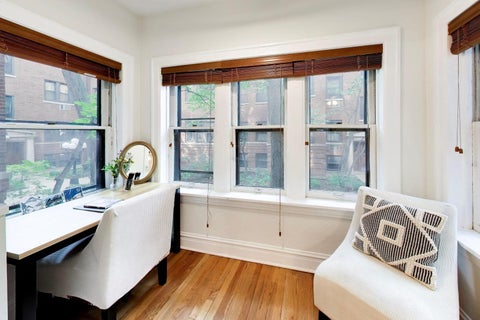 Tiny photo for 815 Lake Street #1S, Oak Park, IL 60301 (MLS # 12731226)