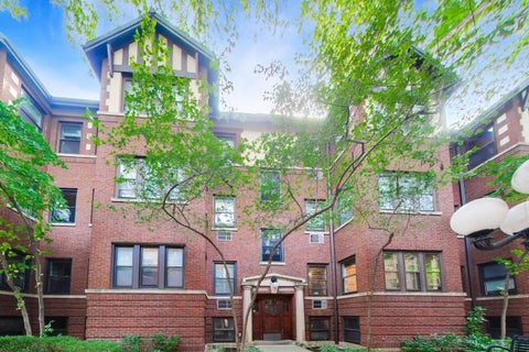 Tiny photo for 815 Lake Street #1S, Oak Park, IL 60301 (MLS # 12731226)