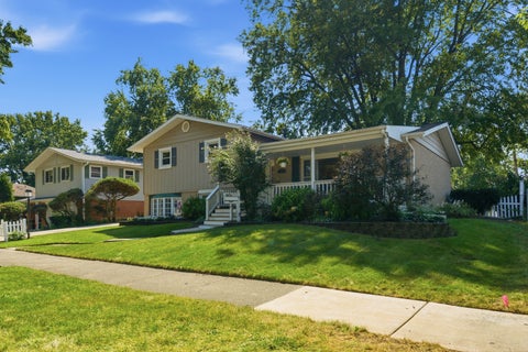 Tiny photo for 15124 Hillside Avenue, Oak Forest, IL 60452 (MLS # 12751718)