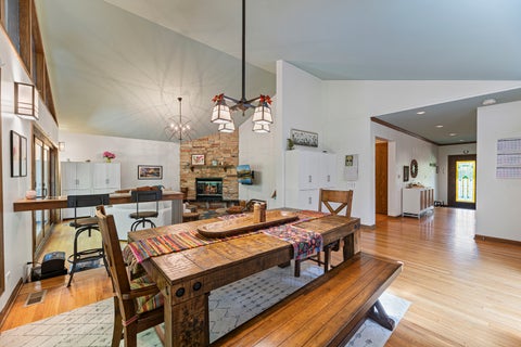 Tiny photo for 1543 N Saint Marys Road, Green Oaks, IL 60048 (MLS # 12785040)
