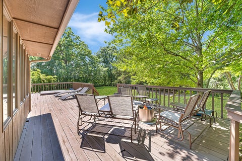 Tiny photo for 1543 N Saint Marys Road, Green Oaks, IL 60048 (MLS # 12785040)