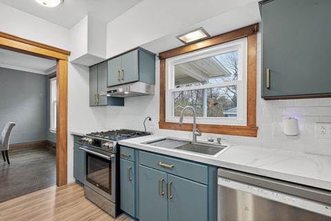 Tiny photo for Aurora, IL 60506 (MLS # 12518219)