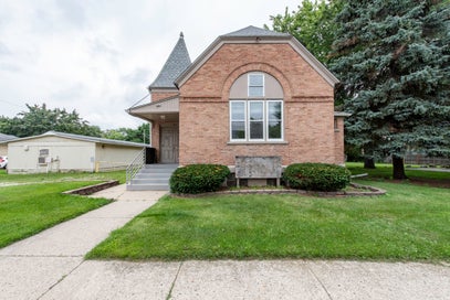 800 CHESTNUT Street Waukegan IL 60085