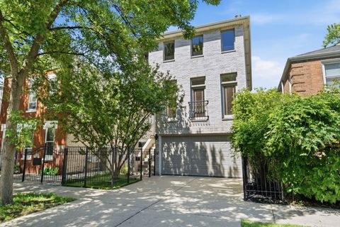 Tiny photo for 722 N Leavitt Street, Chicago, IL 60612 (MLS # 12663571)