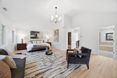 Tiny photo for 722 N Leavitt Street, Chicago, IL 60612 (MLS # 12663571)