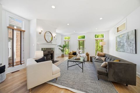 Tiny photo for 722 N Leavitt Street, Chicago, IL 60612 (MLS # 12663571)