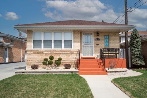 Tiny photo for 4114 W 79th Place, Chicago, IL 60652 (MLS # 12615403)