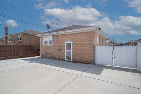 Tiny photo for 4114 W 79th Place, Chicago, IL 60652 (MLS # 12615403)
