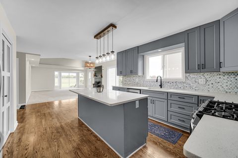 Tiny photo for 204 Butte View Drive, Bolingbrook, IL 60490 (MLS # 12437960)