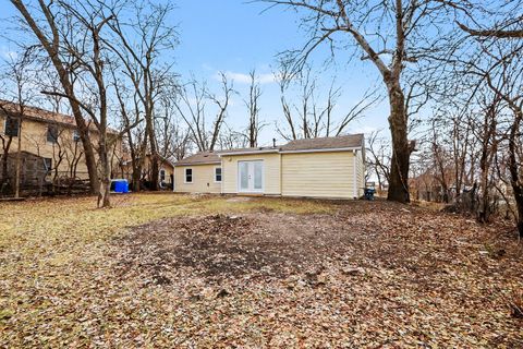 Tiny photo for 313 Louis Road, Joliet, IL 60433 (MLS # 12535928)