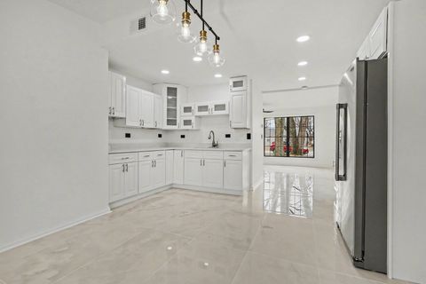 Tiny photo for 313 Louis Road, Joliet, IL 60433 (MLS # 12535928)