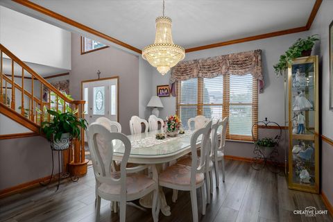 Tiny photo for 3 Roanoke Court, Bolingbrook, IL 60440 (MLS # 12493047)