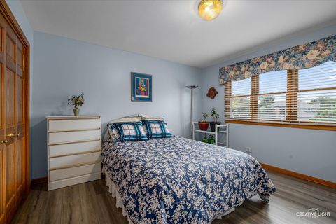 Tiny photo for 3 Roanoke Court, Bolingbrook, IL 60440 (MLS # 12493047)