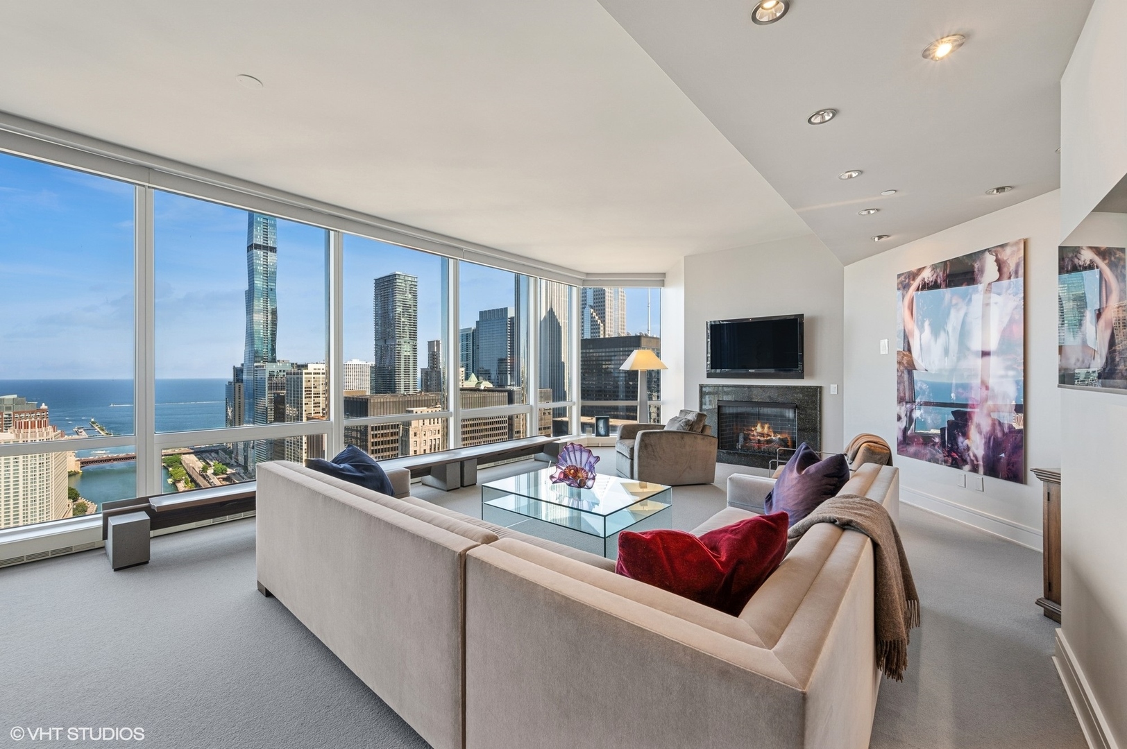 401 N Wabash Avenue 33K