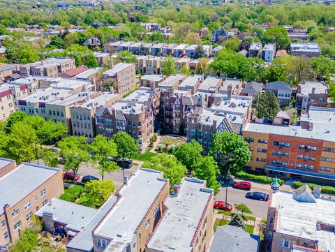 Tiny photo for 5717 N Kimball Avenue #2N, Chicago, IL 60659 (MLS # 12636460)