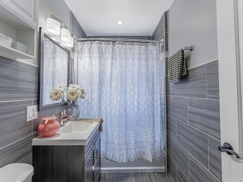 Tiny photo for 5717 N Kimball Avenue #2N, Chicago, IL 60659 (MLS # 12636460)