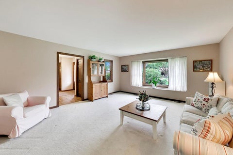 Tiny photo for 2302 Lisa Court, Palatine, IL 60067 (MLS # 12654207)