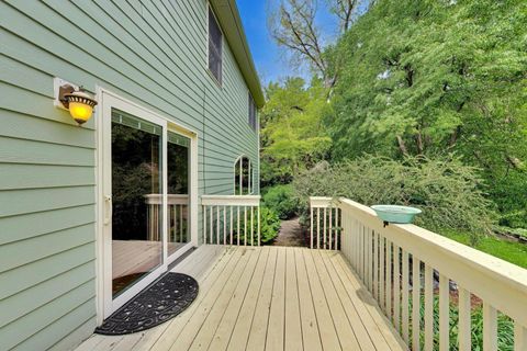 Tiny photo for 2302 Lisa Court, Palatine, IL 60067 (MLS # 12654207)